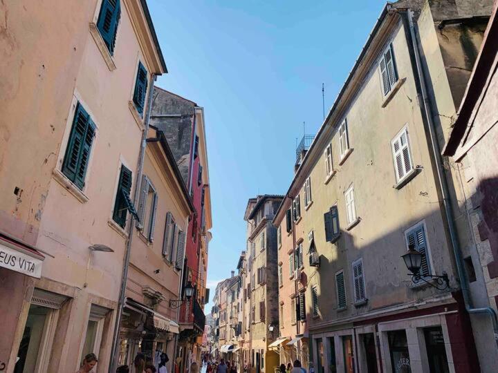 Feel The City Atmosphere Rovinj Exteriör bild